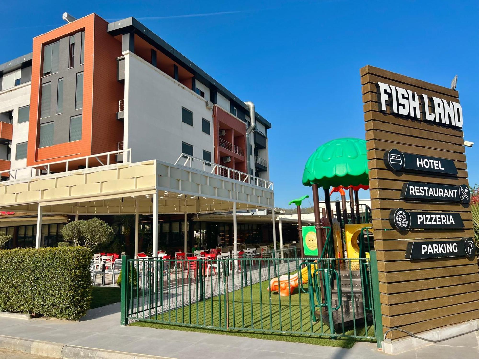 Fishland Seaside Hotel *
