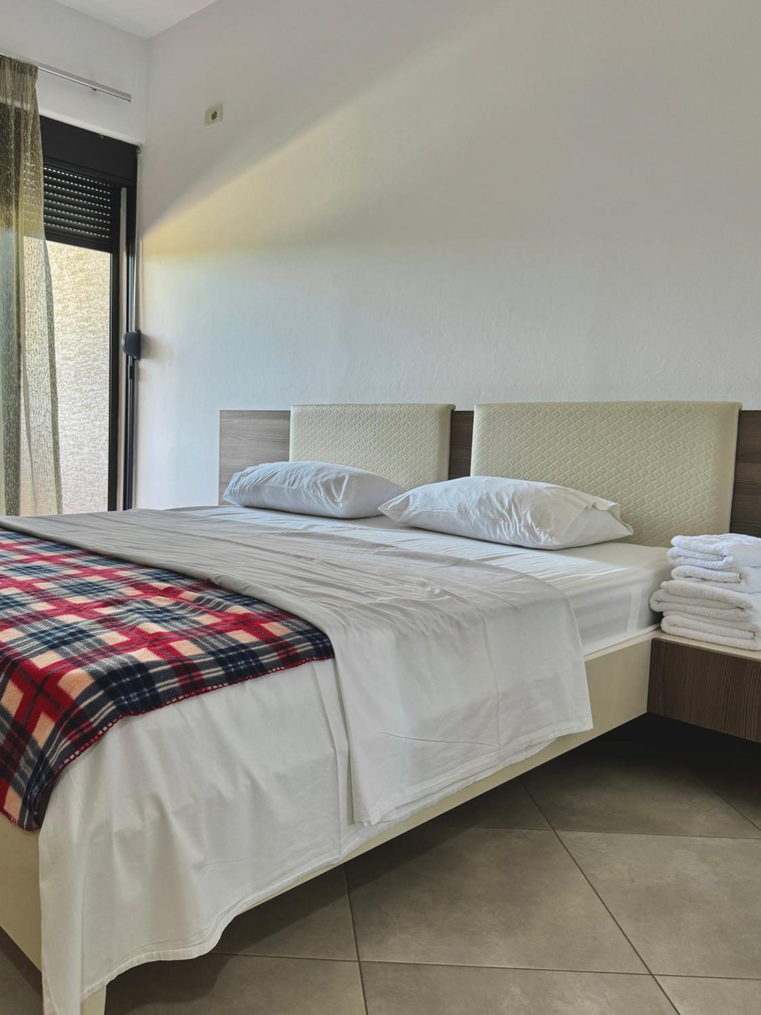 Hotel Fishland Seaside Plazhi San Pietro