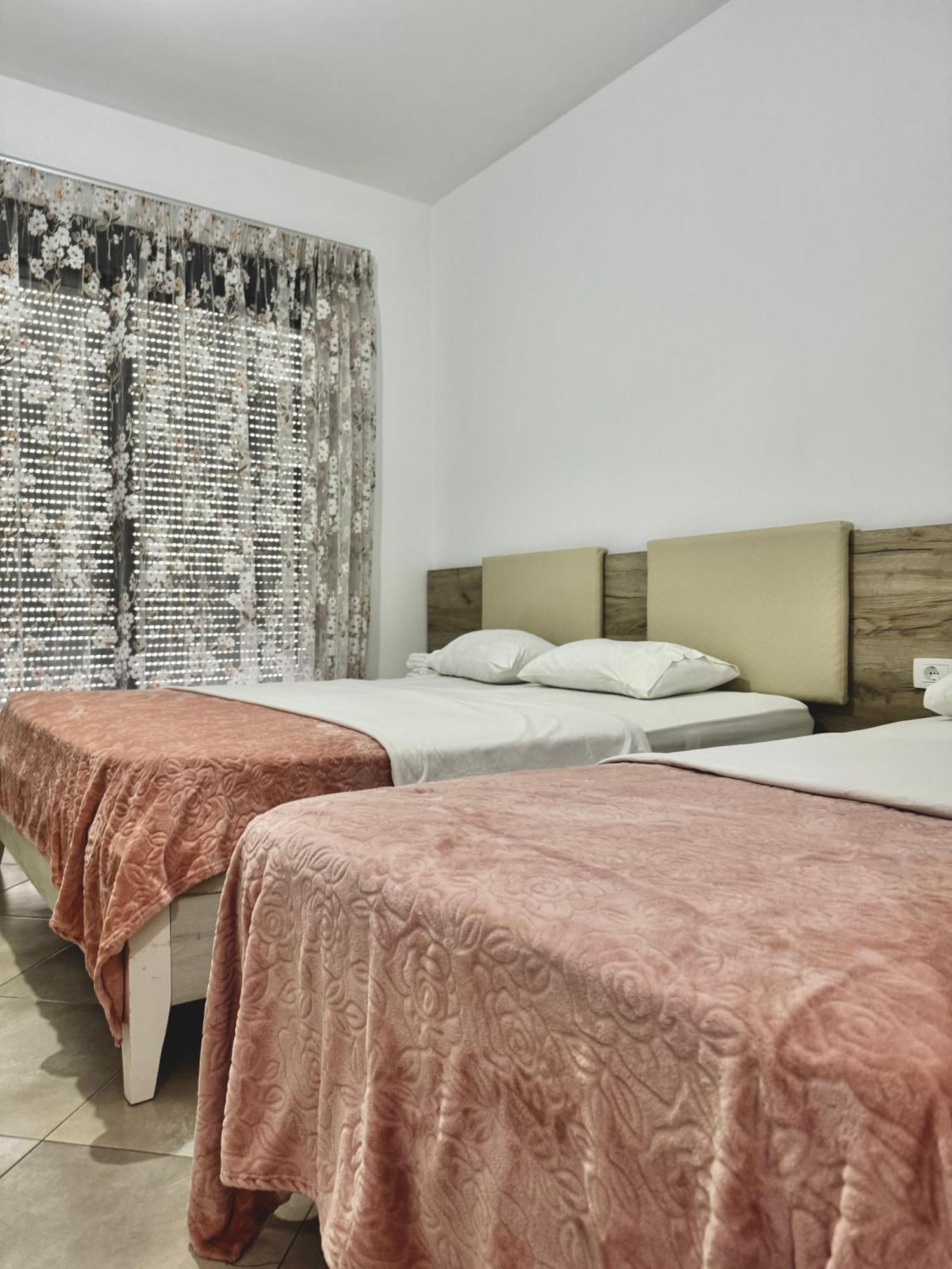 Fishland Seaside Hotel *